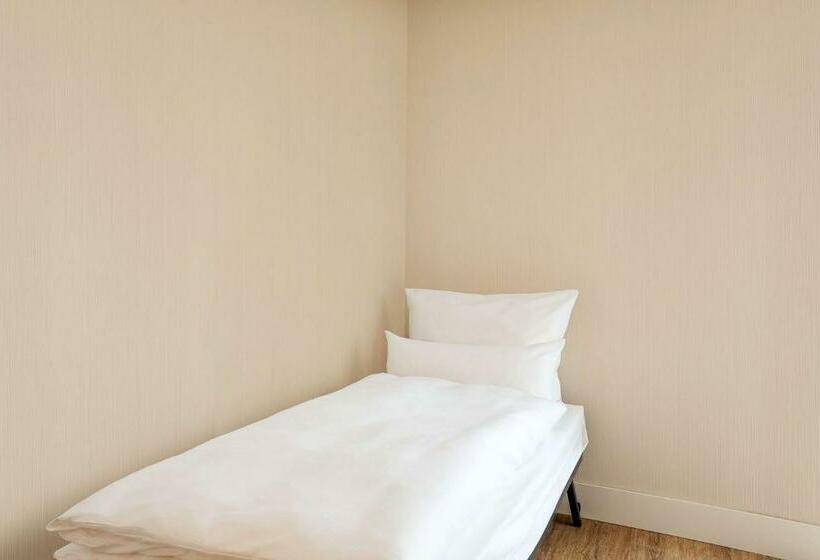 수피리어 트리플 룸, NH Amsterdam Schiller