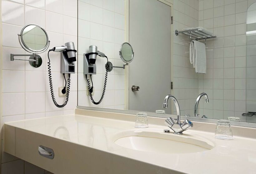 Номер Стандарт, NH Capelle Rotterdam