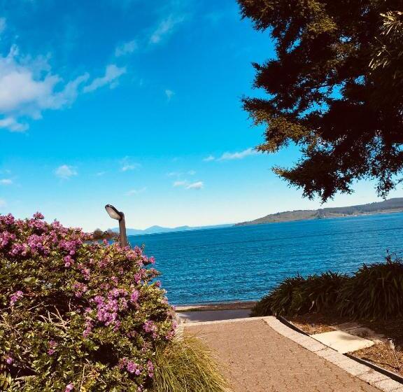 패밀리 룸, Cascades Lakefront Motel