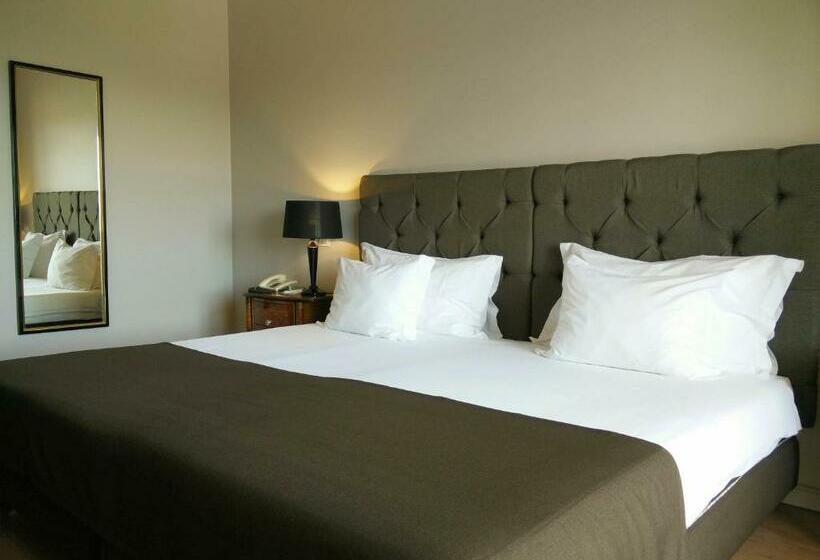 Номер Superior Вид на Море, Golden Tulip Porto Gaia