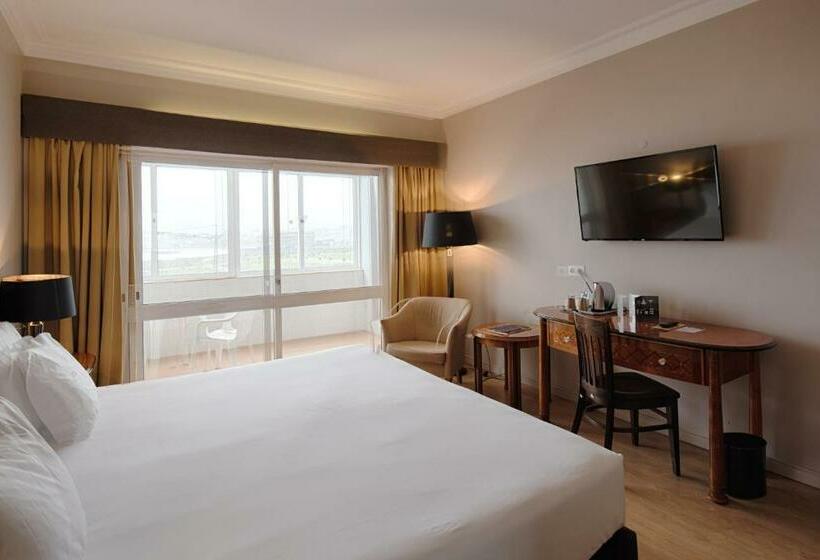 Номер Superior Одноместный, Golden Tulip Porto Gaia