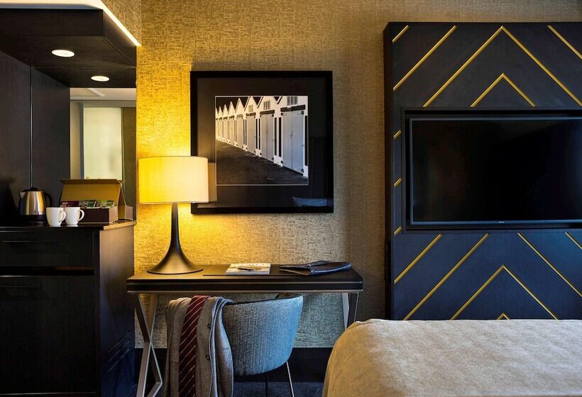 Номер Superior, Mövenpick Hotel Wellington