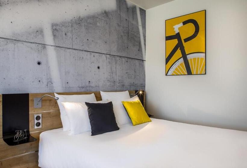 Номер Superior, Novotel Wrocław Centrum