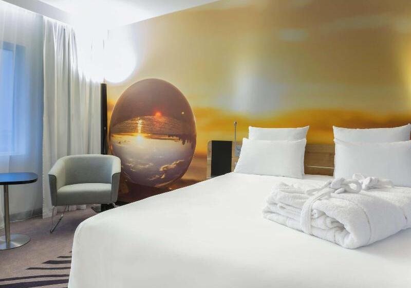 Номер Superior, Novotel Wrocław Centrum
