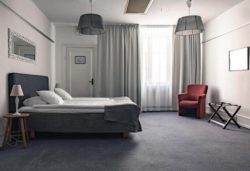 Семейный Номер, Best Western Strand