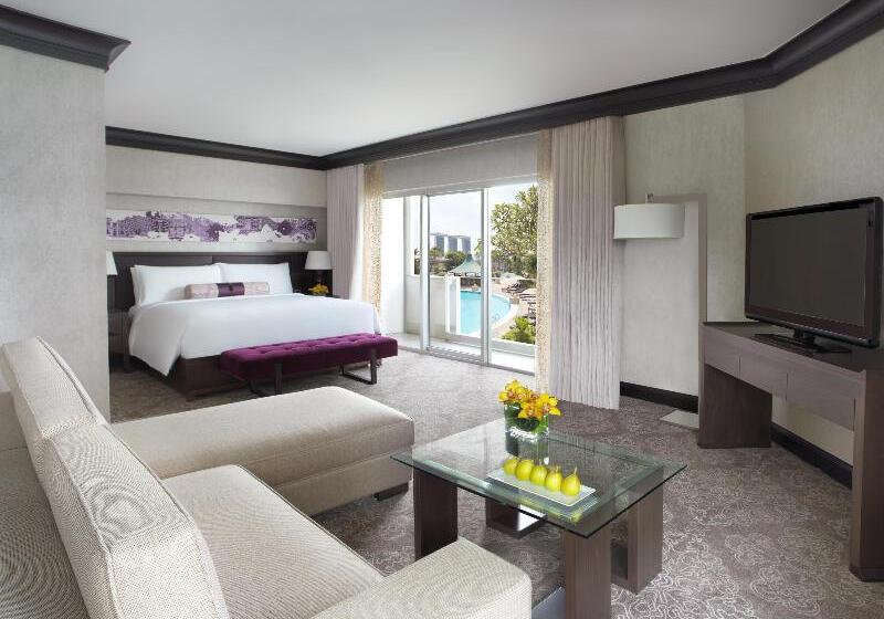 جناح سرير كينج, Fairmont Singapore