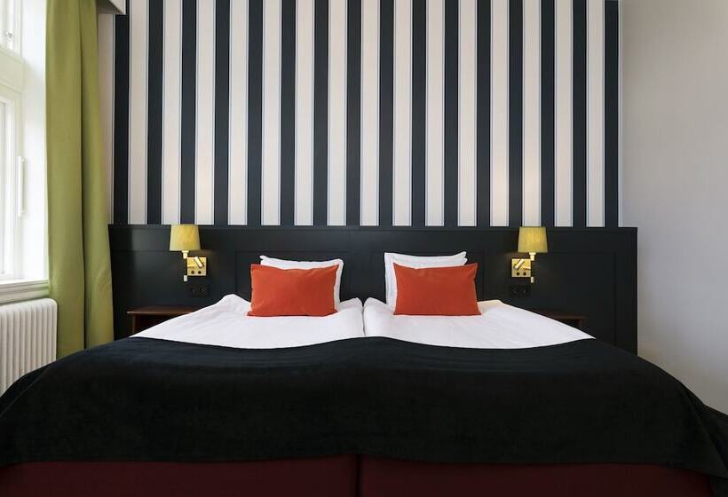 Номер Superior Кровать Кинг, Profilhotels Calmar Stadshotell