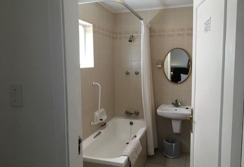 חדר סטנדרט יחיד, Savoy Hotel Kimberley