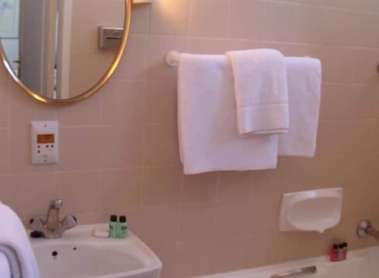 Люкс, Savoy Hotel Kimberley