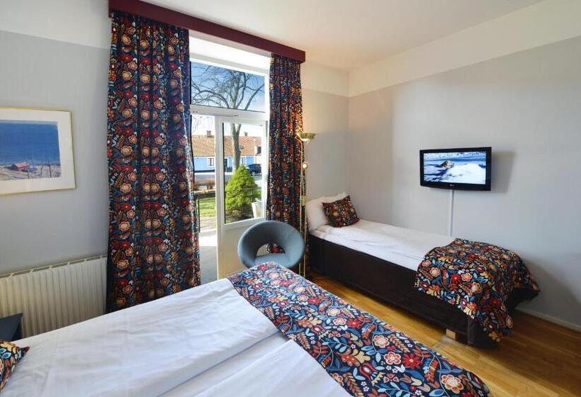 Трехместный Номер Базовый, Svea   Sure Hotel Collection By Best Western