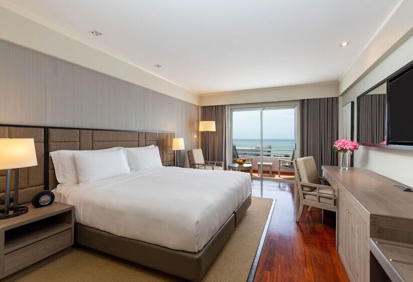 Номер Стандарт Вид на Море, Avani Pattaya Resort