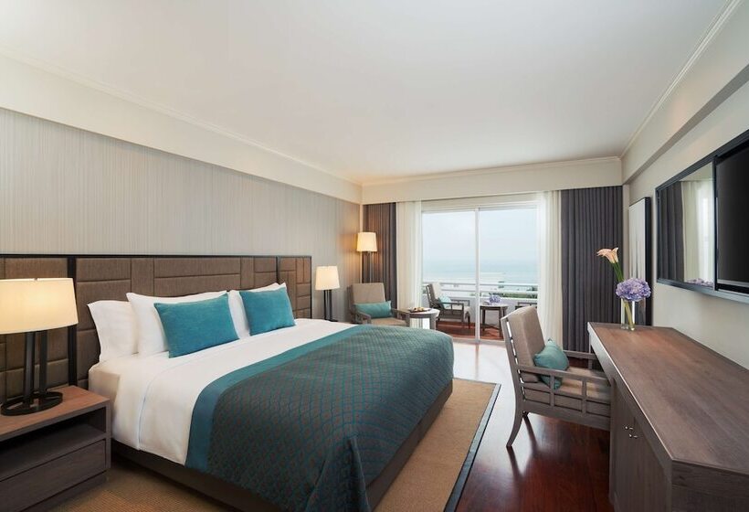 Номер Стандарт Вид на Море, Avani Pattaya Resort