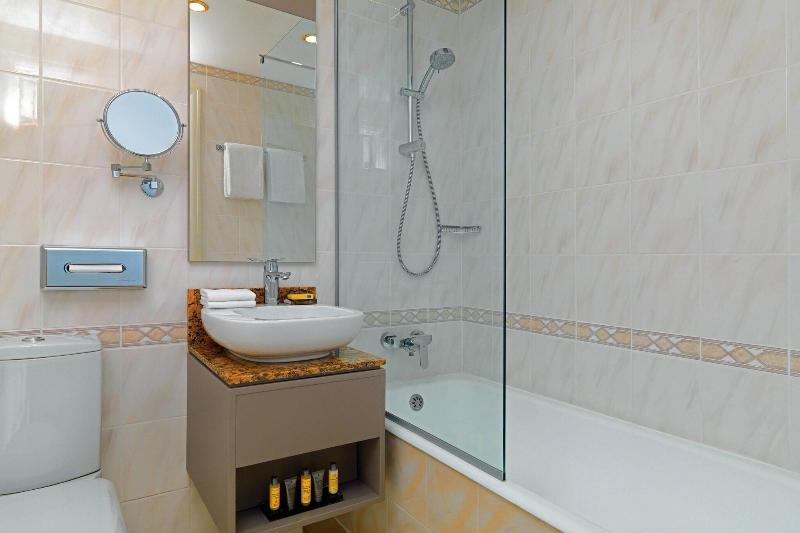 キングサイズベッドのデラックスルーム, Armenia Marriott Hotel Yerevan