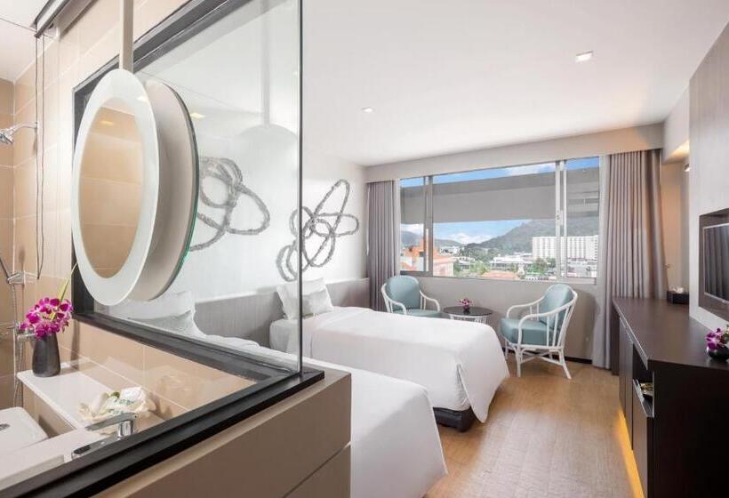 اتاق لوکس, Pearl Hotel Phuket
