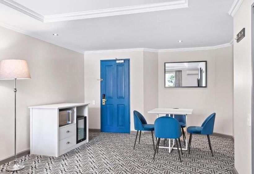 Люкс, Protea Hotel By Marriott Johannesburg Balalaika Sandton