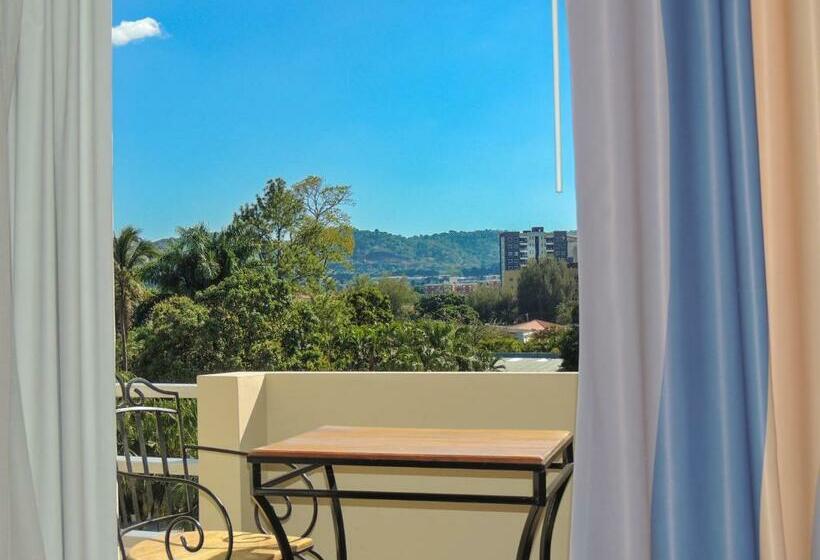 Номер Клуб Индивидуальный, Sheraton Presidente San Salvador