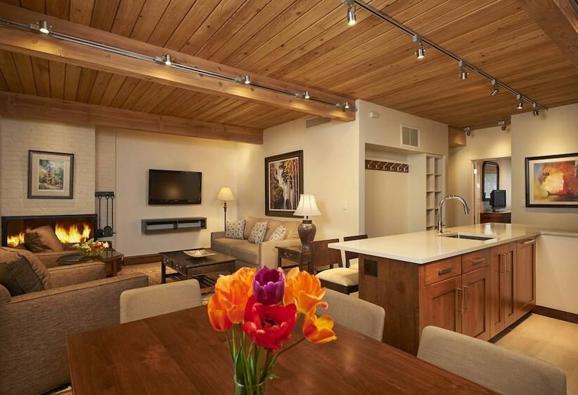 Апартаменты 2 Спальни, Aspen Square Condominium