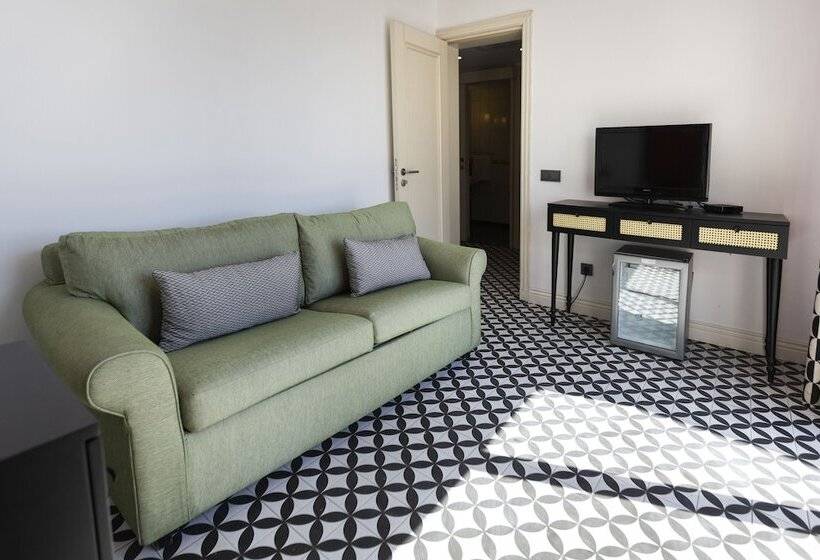 Family Suite, Magna Manastir