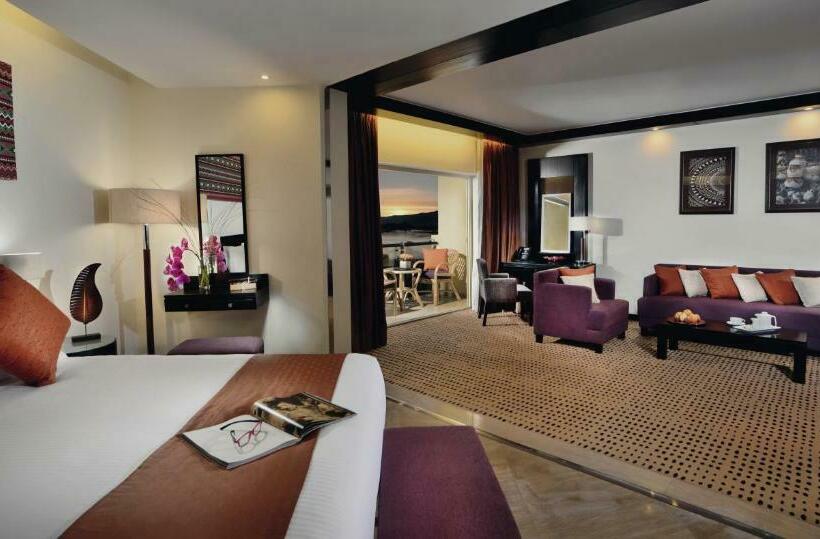 سوئیت جونیور با تخت بزرگ, Movenpick Resort Aswan
