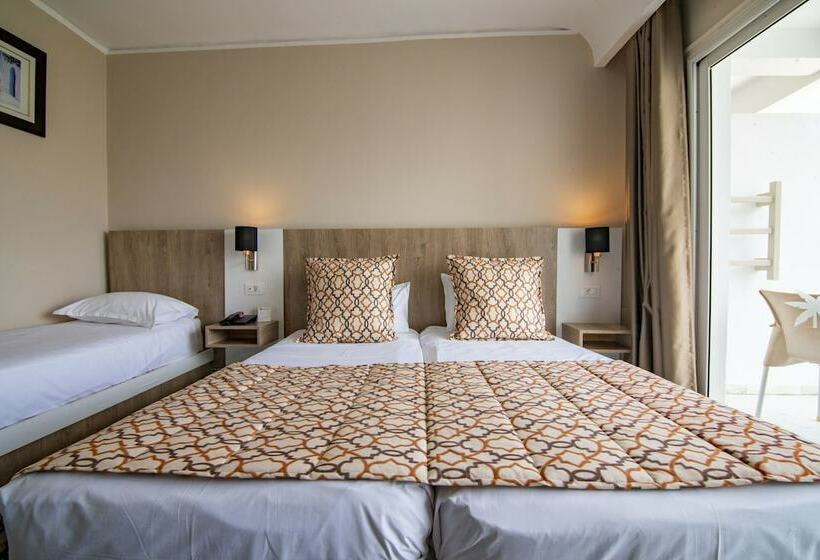 اتاق استاندارد سه نفره, Riadh Palms Resort & Spa