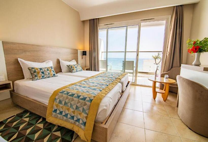 Triple Room Sea View, Riadh Palms Resort & Spa