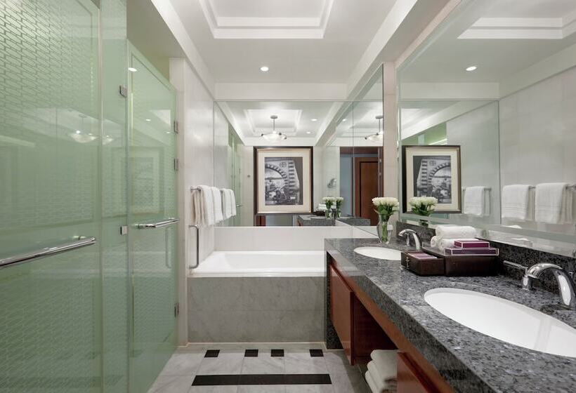 سوئیت رویال, The Nile Ritz Carlton