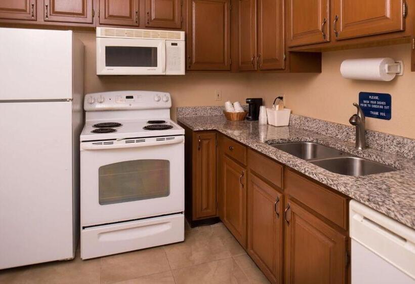 Люкс Повышенной Комфортности, Best Western Ambassador Inn & Suites
