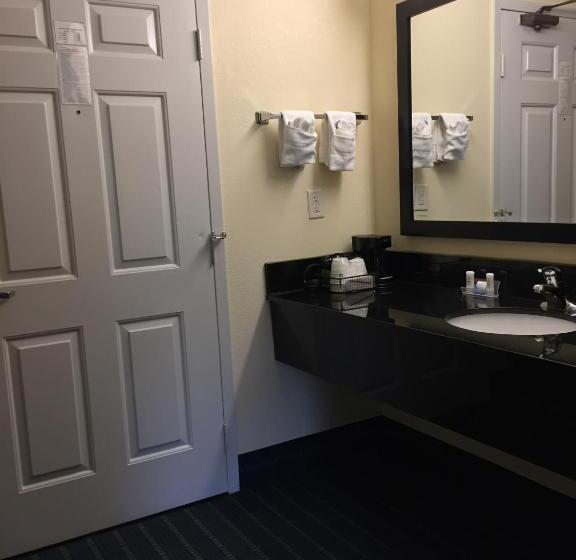 Номер Стандарт 2 Двуспальные Кровати, Best Western Parkside Inn
