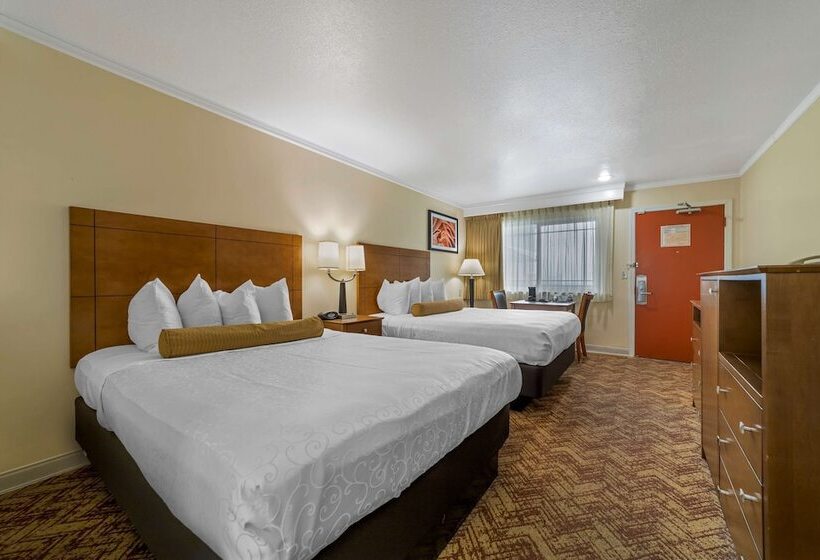 스탠다드 룸 더블 침대 2개, Best Western Plus Northwoods Inn