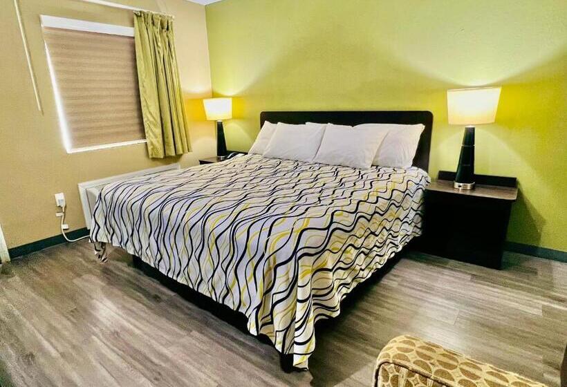 Стандартный Номер Кровать Кинг, Deluxe Inn Miami Ok