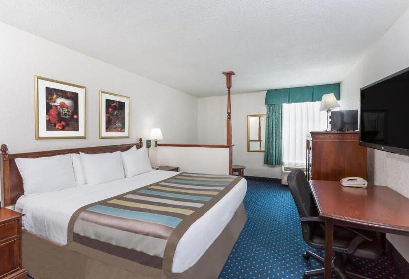 Люкс Deluxe Кровать Кинг, Baymont By Wyndham Greensboro/coliseum