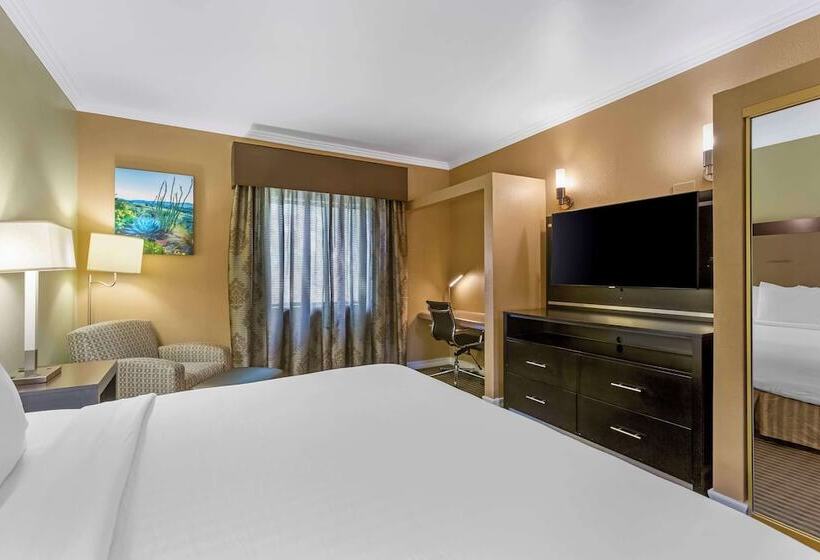 Люкс, Best Western Royal Sun Inn & Suites