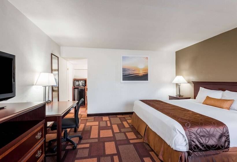 Люкс, Days Inn & Suites By Wyndham Lodi