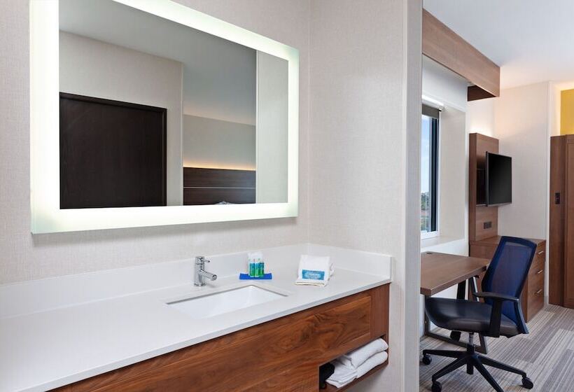 Люкс Адаптированный для Инвалидов, Holiday Inn Express Los Angeles Lax Airport, An Ihg