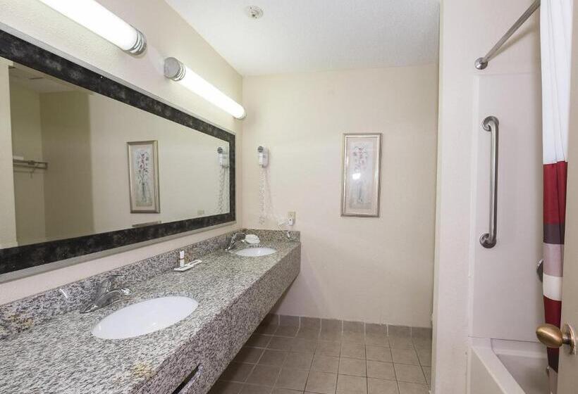 Люкс Кровать Кинг, Red Roof Inn Hartford  Vernon