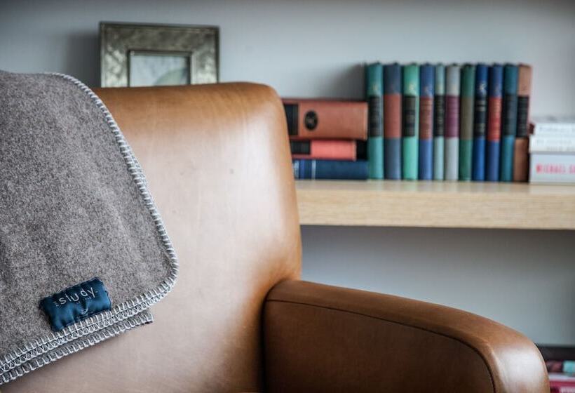 Номер Deluxe, The Study At Yale, Study Hotels