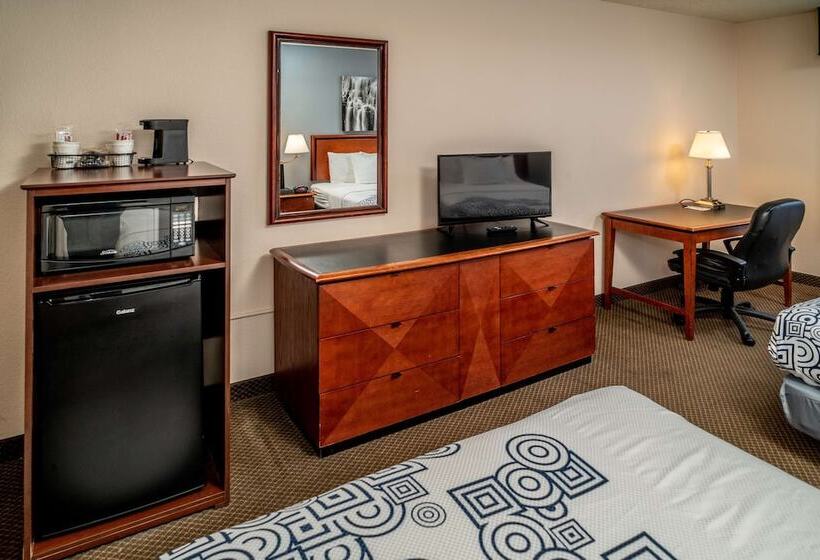 스탠다드 룸 더블 침대 2개, Best Western Huntington Mall Inn