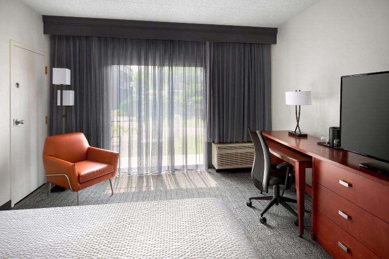 Стандартный Номер Кровать Кинг, Courtyard Philadelphia Valley Forge/king Of Prussia