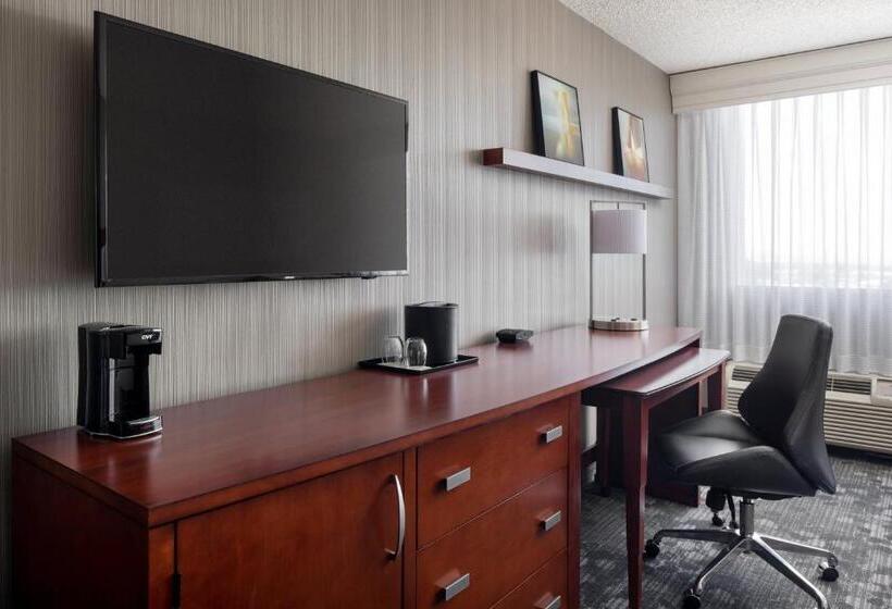 Pokój Standard Łóżko King Size, Courtyard By Marriott Richmond Berkeley