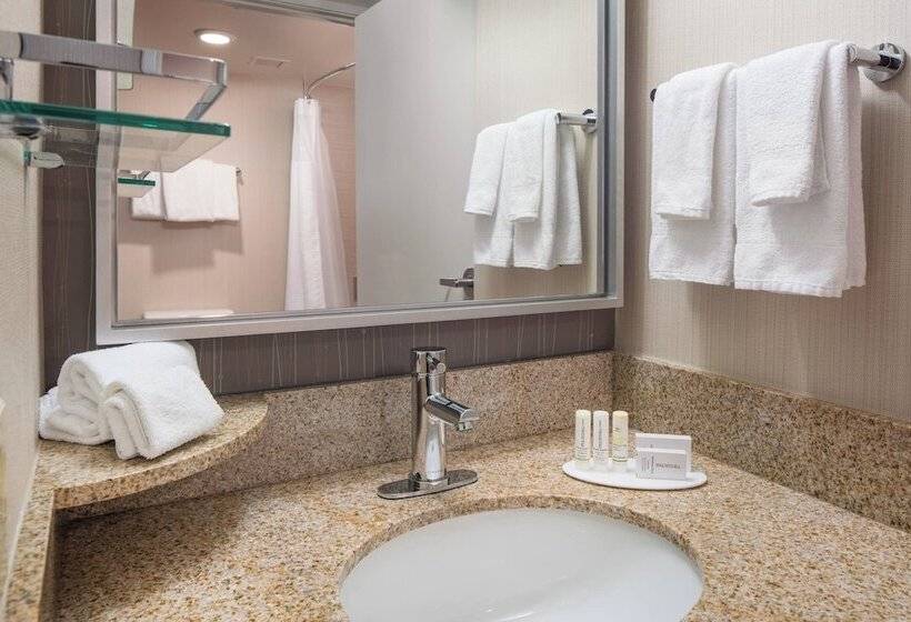 Pokój Standard 2 Łóżka Małżeńskie, Courtyard By Marriott Richmond Berkeley