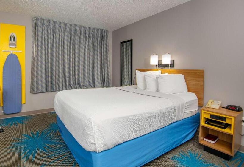 스탠다드 룸 킹사이즈 침대, Days Inn By Wyndham Coeur D'alene