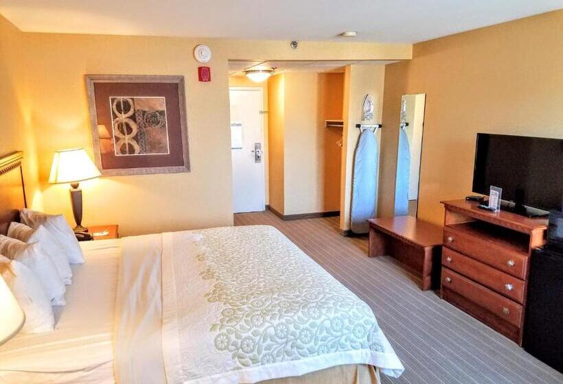 Номер бизнес-класса, Days Inn By Wyndham Windsor Locks / Bradley Intl Airport