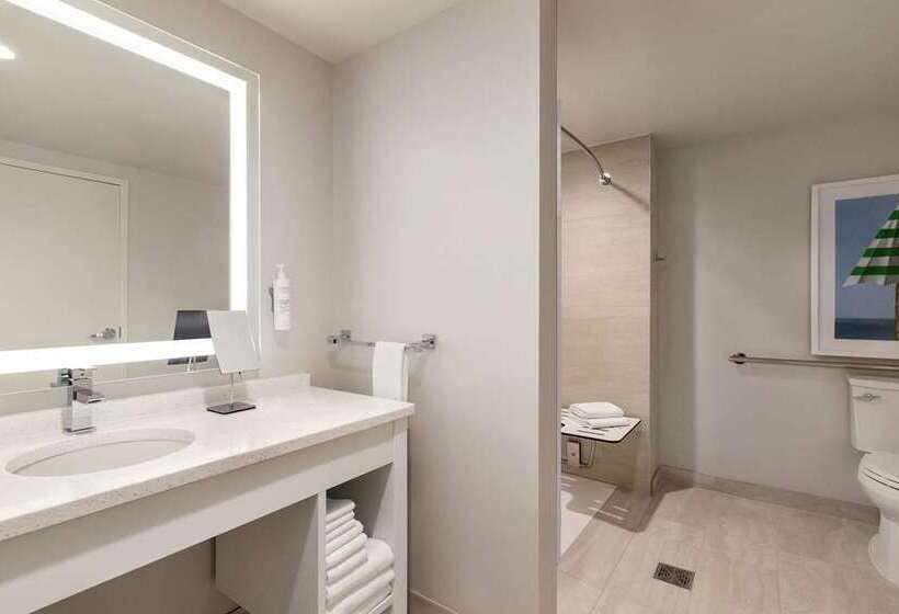 스위트 킹사이즈 침대, Embassy Suites By Hilton Deerfield Beach Resort & Spa