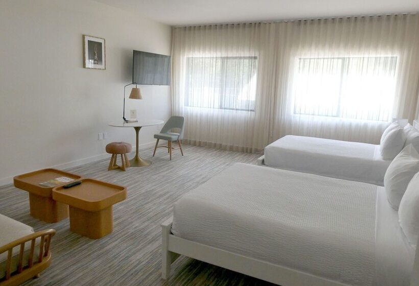 디럭스 룸, Flamingo Resort & Spa
