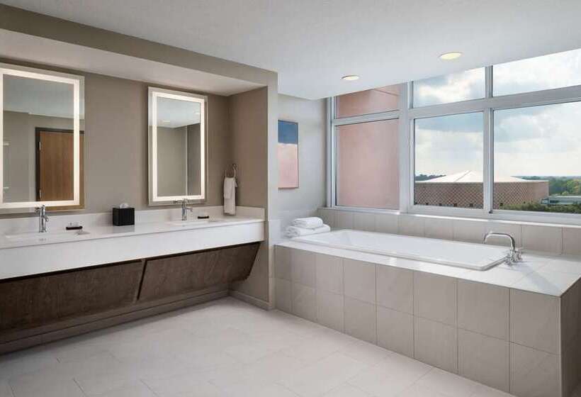 스위트 킹사이즈 침대, Embassy Suites By Hilton Washington Dc Georgetown