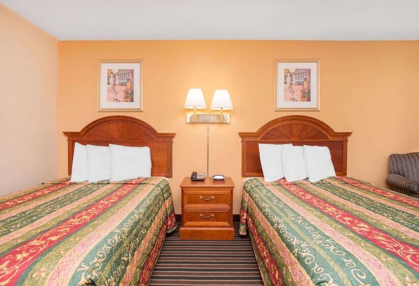 ２ダブルベッドのスタンダードルーム, Knights Inn Aiken