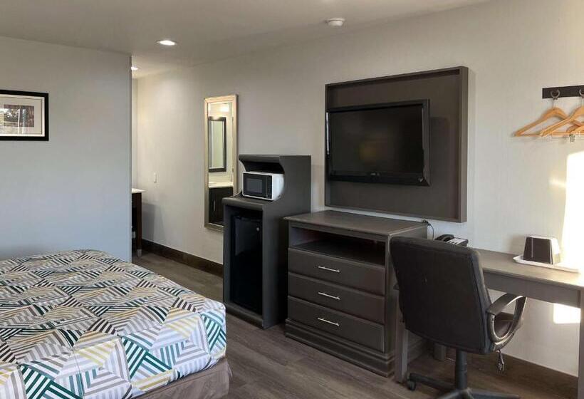 스탠다드 룸 킹사이즈 침대, Motel 6 Greenville, Nc Ecu Medical Center