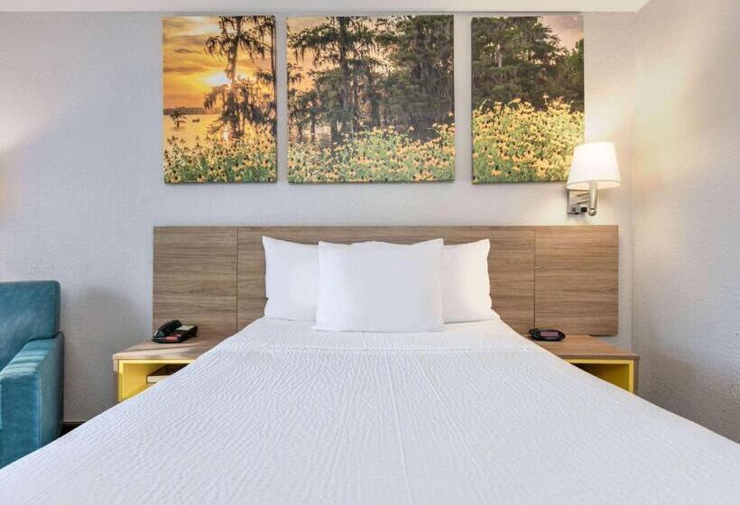 Президентский Люкс, Days Inn By Wyndham Greenville Ms