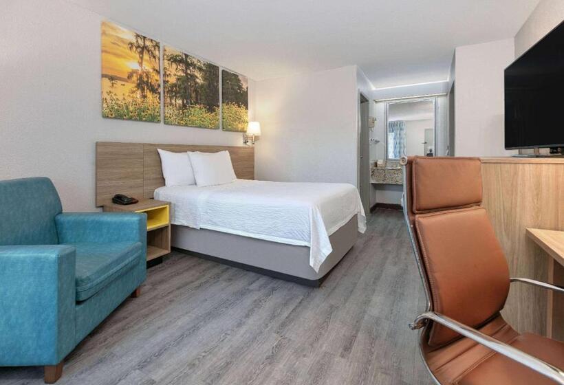Номер Стандарт, Days Inn By Wyndham Greenville Ms