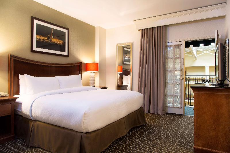 带阳台套房, Doubletree Suites By Hilton Hotel Lexington